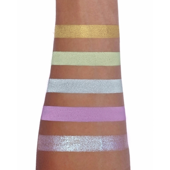 BNIB Illuminati x Isa Glam Pallete - Picture 3 of 5